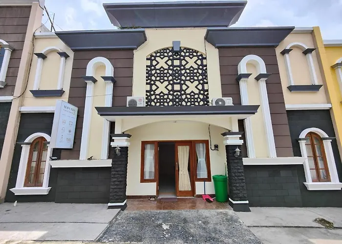 Adiputra Guesthouse Homiq Ngabean